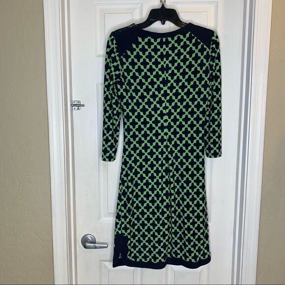 Donna Morgan Navy and Green Geometric Print Dress Size 6 - Picture 6 of 10